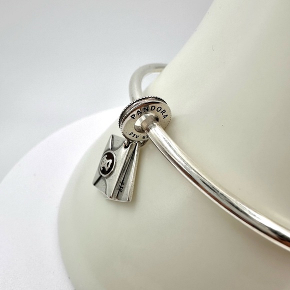 Pandora Harry Potter, Hogwarts Acceptance Letter Dangle Charm - Picture 5 of 7